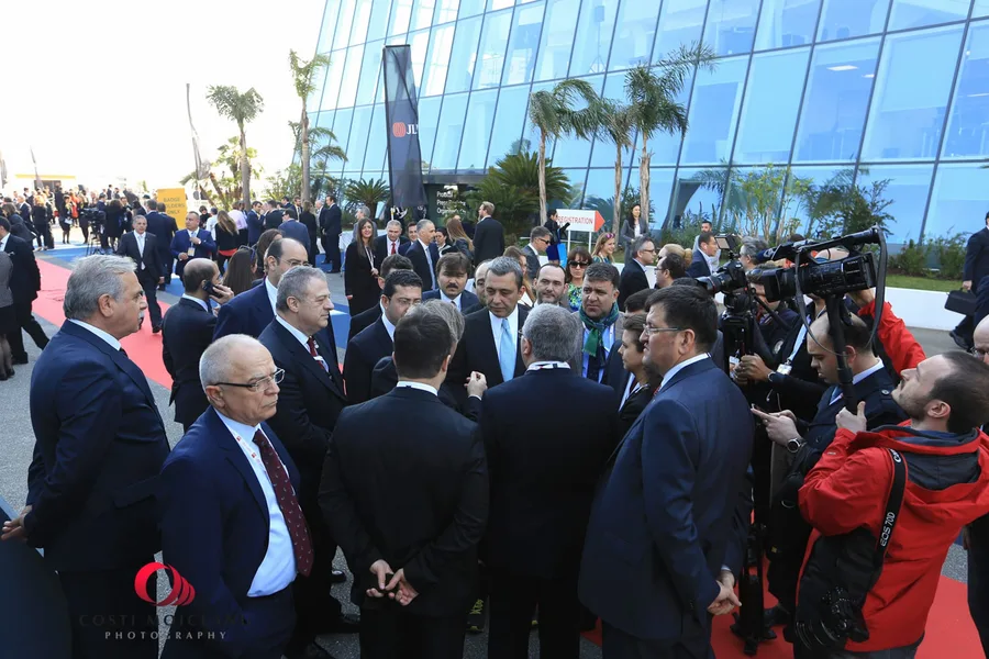 Image gallery image